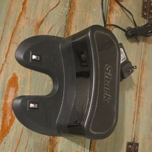Shark Black Charging Dock